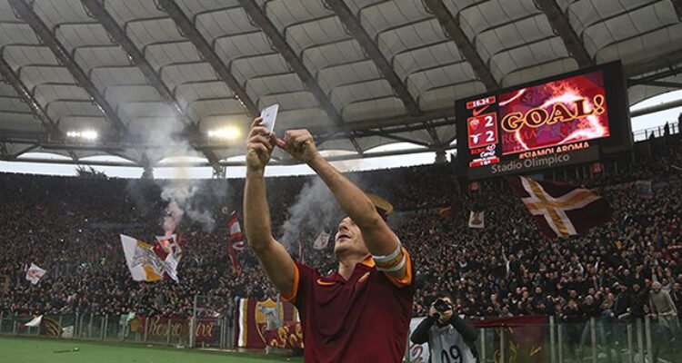 Aura Francesco Totti di umur 48 tahun